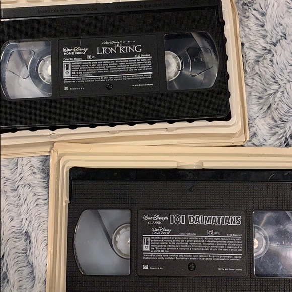 VHS DISNEY BUNDLE - Picture 3 of 3